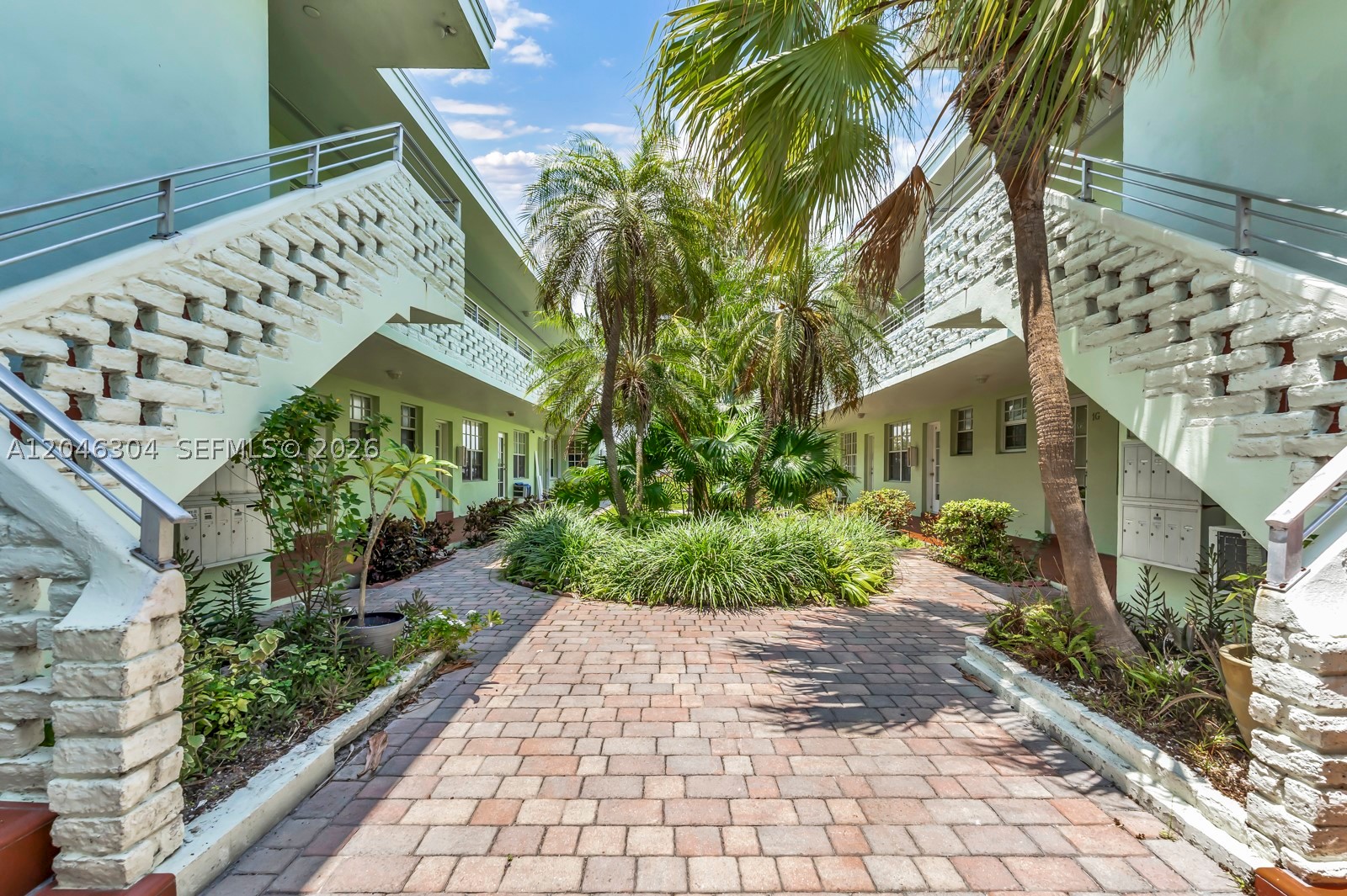 BAY VIEW CONDO - Residential