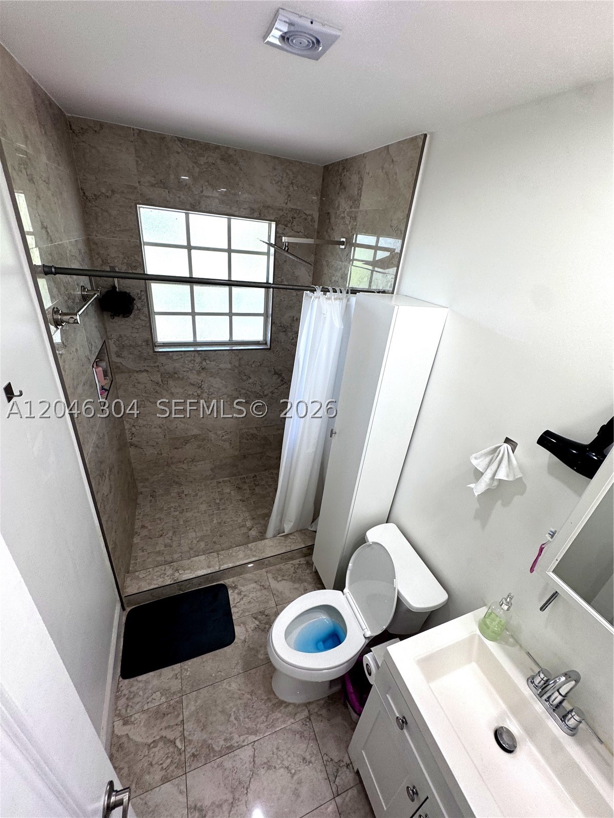 BAY VIEW CONDO - Residential