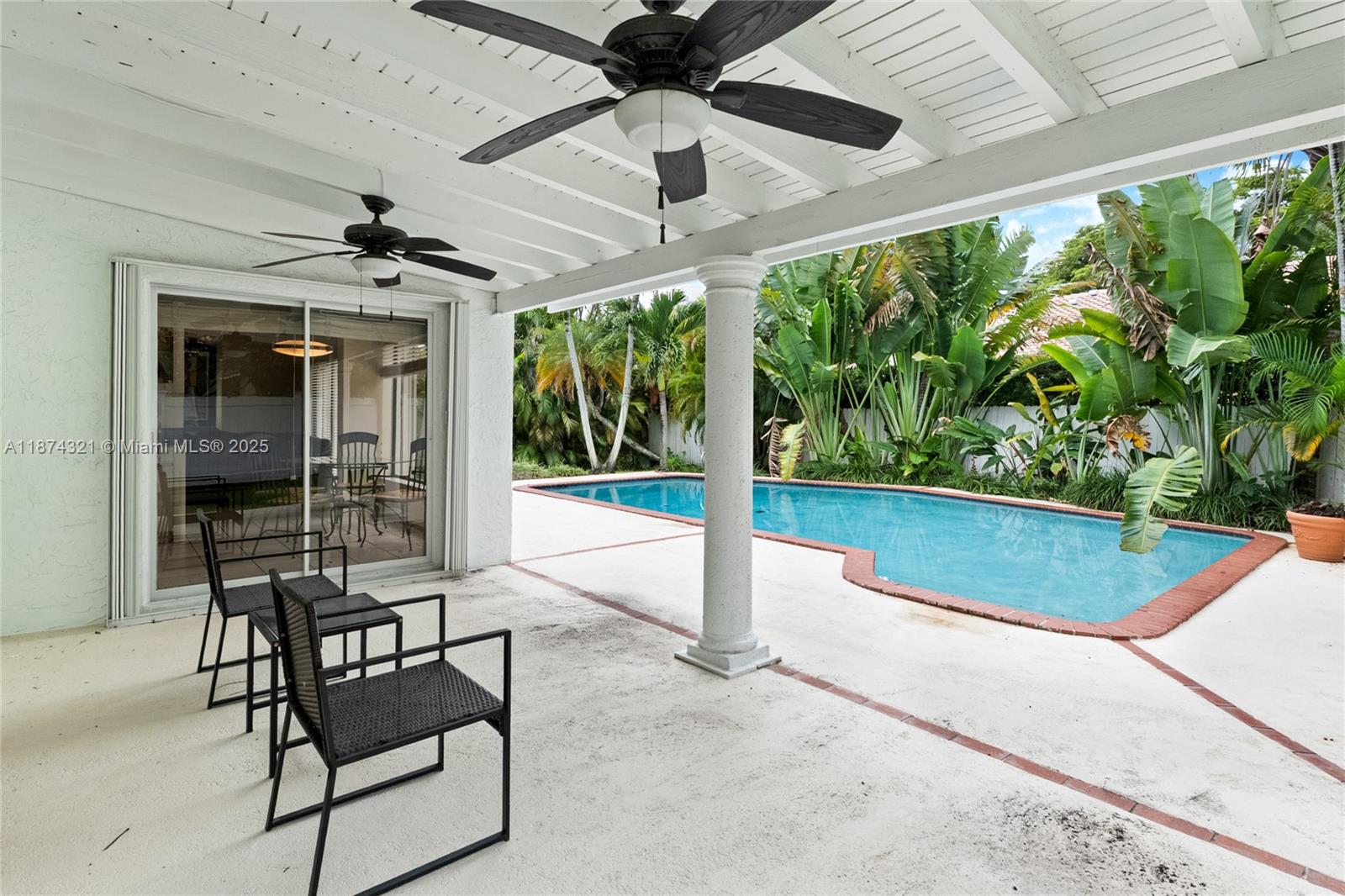 ARI SANDOR MANORS SUB - Residential