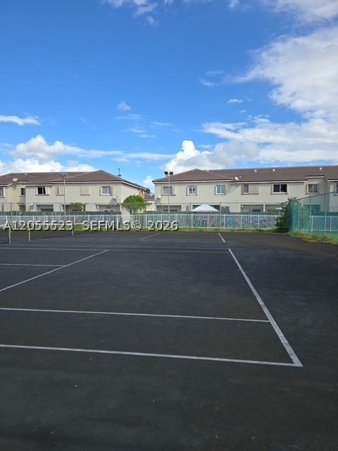 SUMMIT CHASE CONDO - Residential