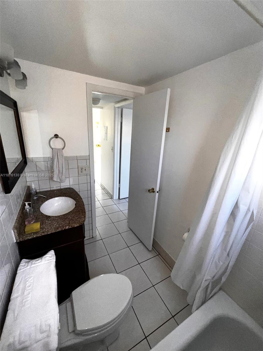 WARRENTON HOUSE CONDO - Residential
