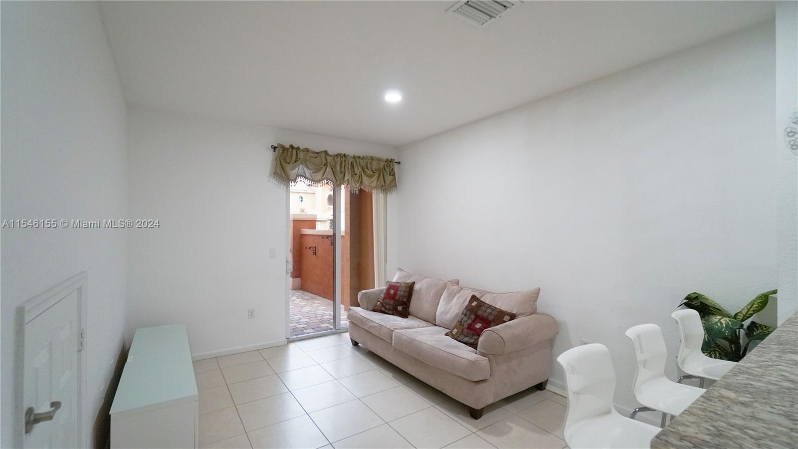 MARTINIQUE NO 1 CONDO - Residential Lease