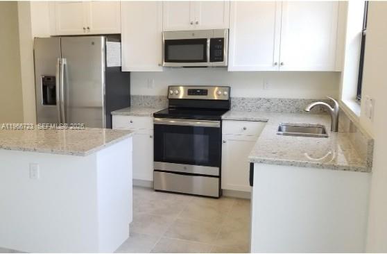 AQUABELLA SECTION TWO - Residential Lease