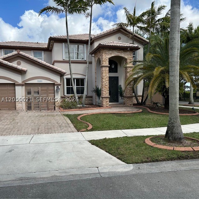 A B AT TAMIAMI TRAIL PHAS - Residential