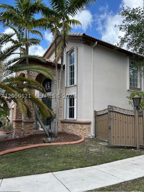 A B AT TAMIAMI TRAIL PHAS - Residential