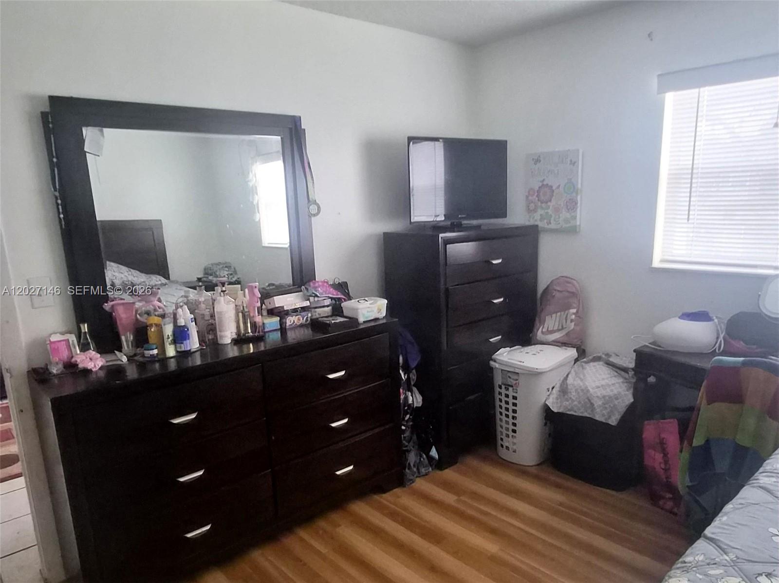 VERSAILLES GARDENS CONDO - Residential