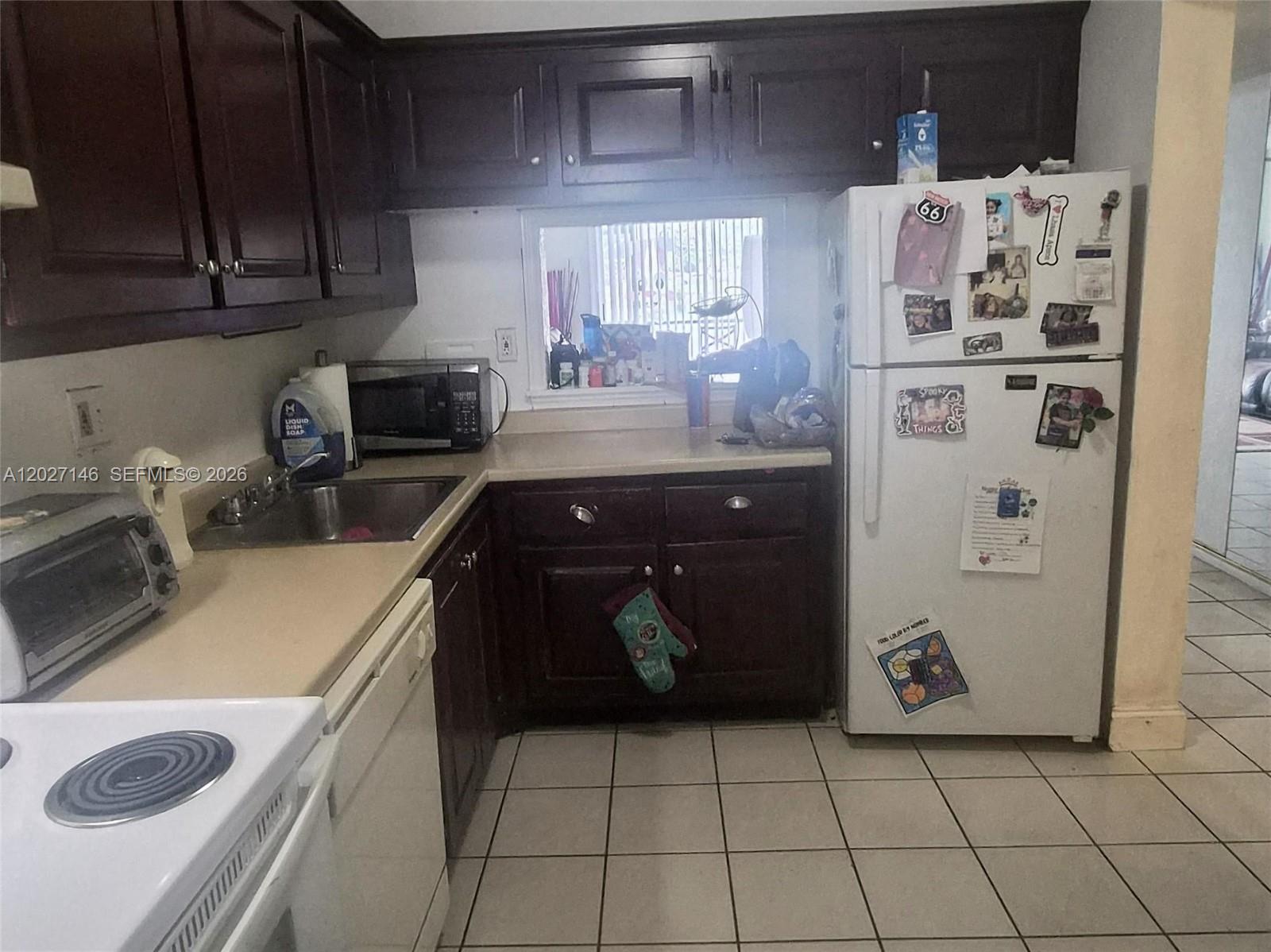 VERSAILLES GARDENS CONDO - Residential