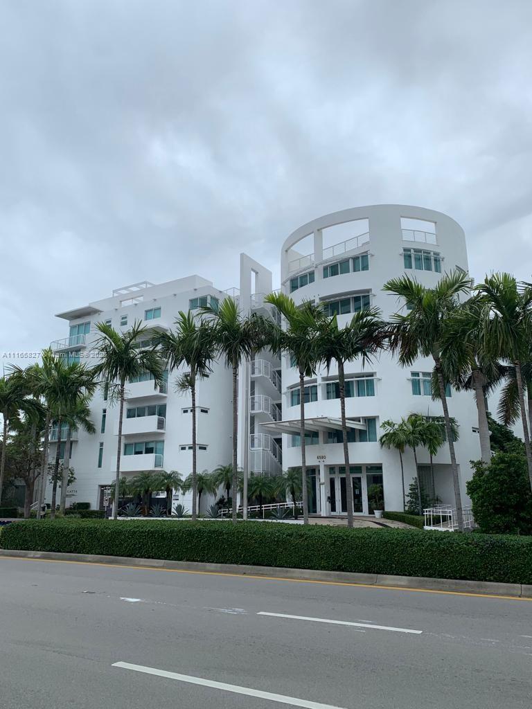 REGATTA AT INDIAN CREEK - Residential Lease