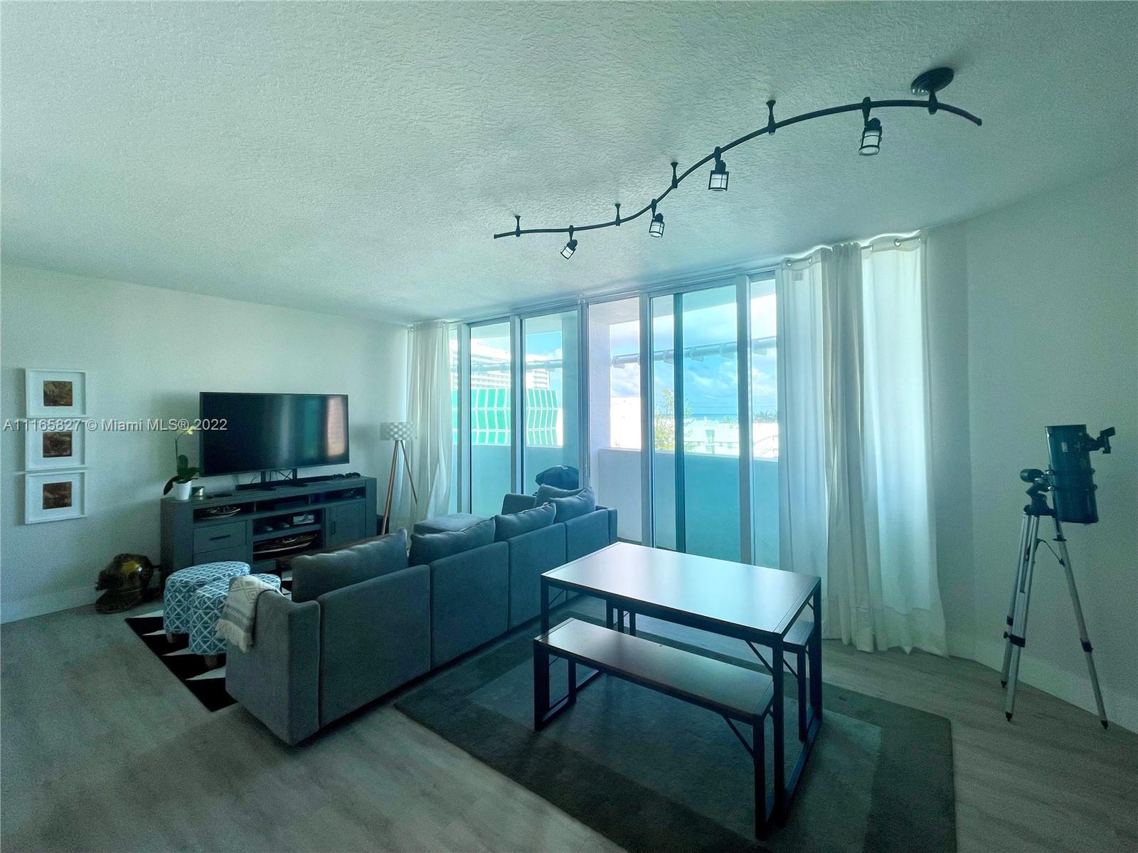 REGATTA AT INDIAN CREEK - Residential Lease