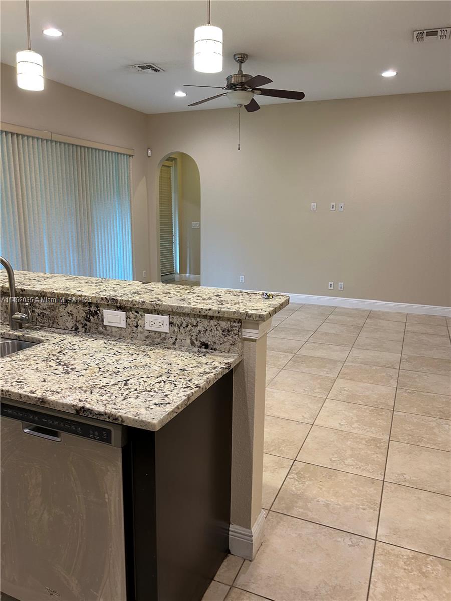 HERON BAY NORTH PLAT 3 - Residential Lease