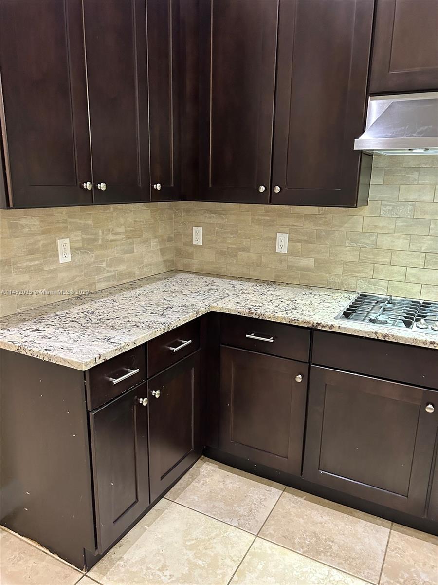 HERON BAY NORTH PLAT 3 - Residential Lease