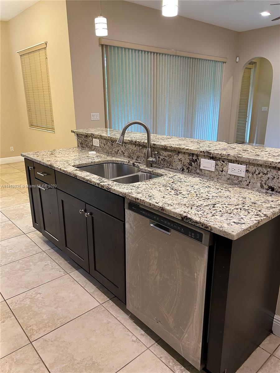 HERON BAY NORTH PLAT 3 - Residential Lease