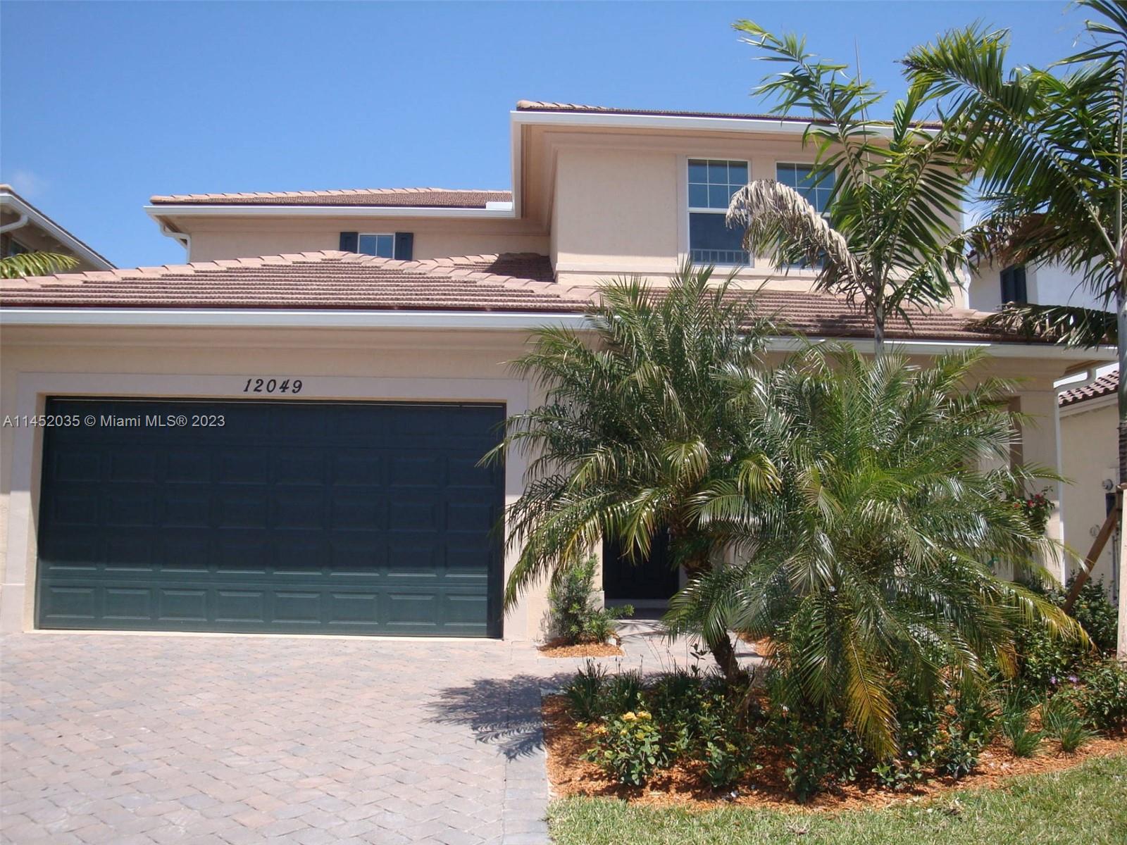 Wonderful Home for Rent in Heron Bay, Ready to Move - In. 4 bedrooms, 3 Baths, 2 Car Garage. Open Living Family Room Kitchen. Bedroom with Full Bath downstairs. Full size Laundry room with sink. Overhead storage in the garage. Walking closets.