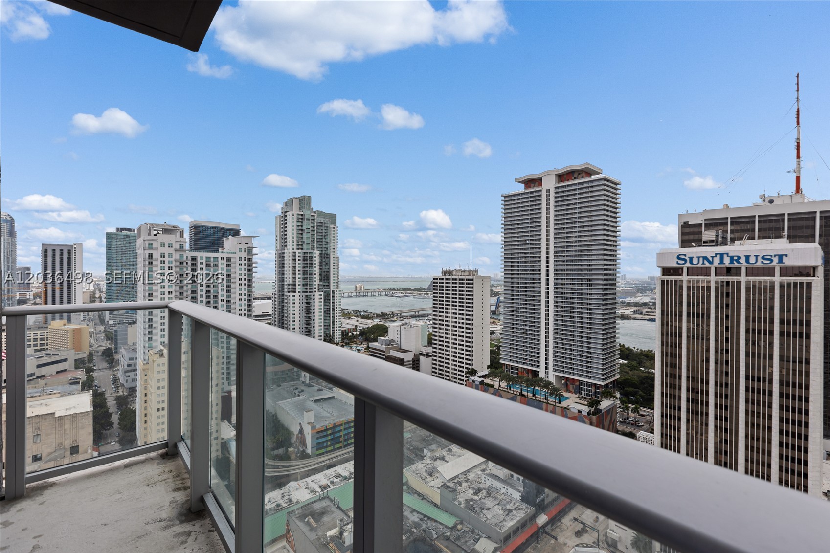 CENTRO CONDO - Residential