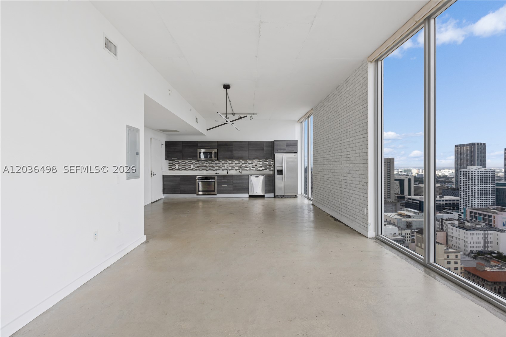 CENTRO CONDO - Residential