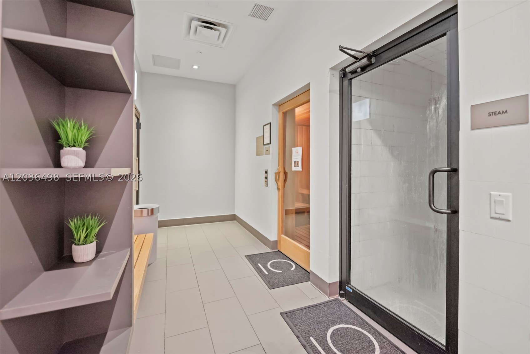 CENTRO CONDO - Residential