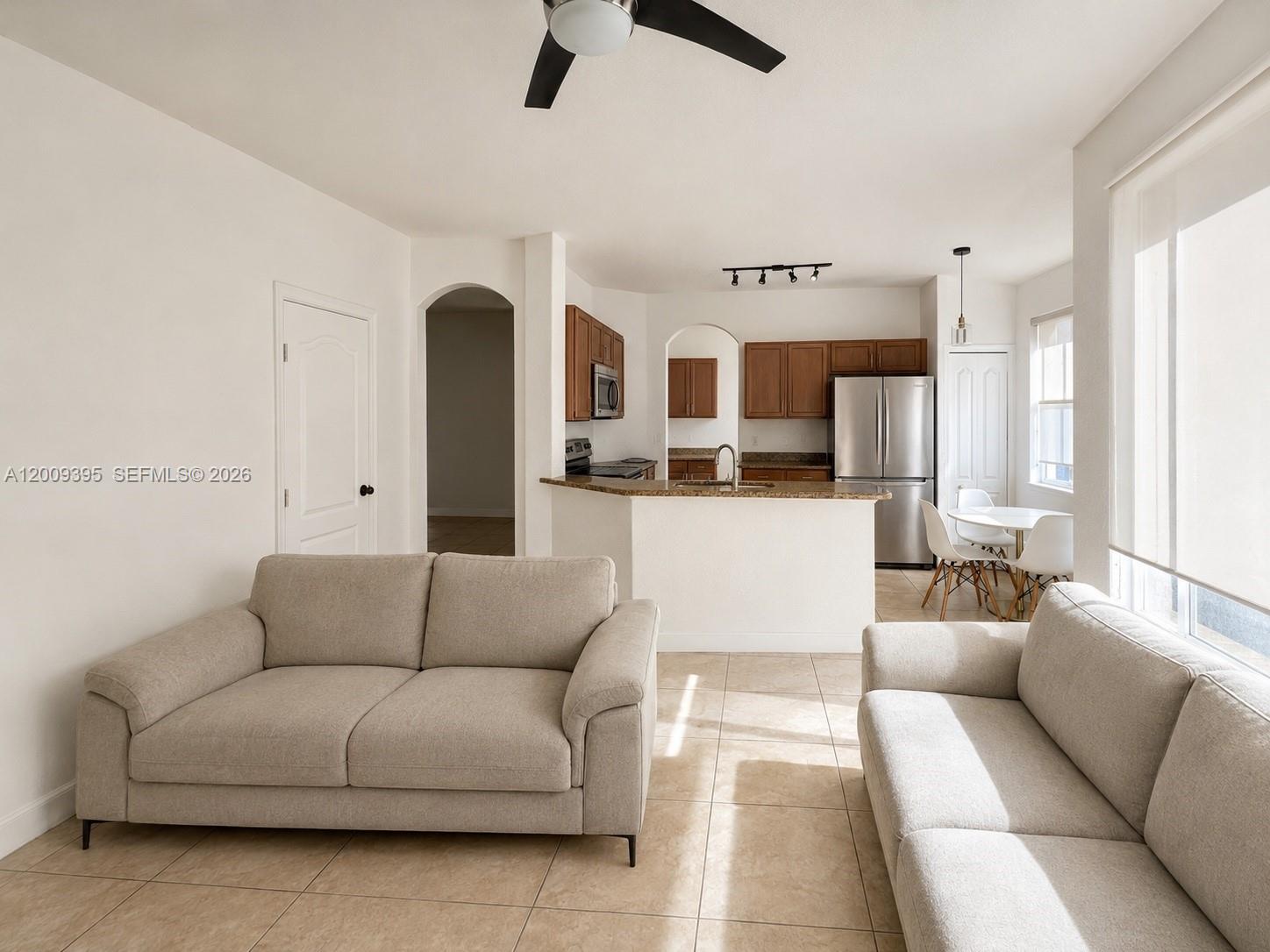 ISLANDS AT DORAL TOWNHOME - Residential