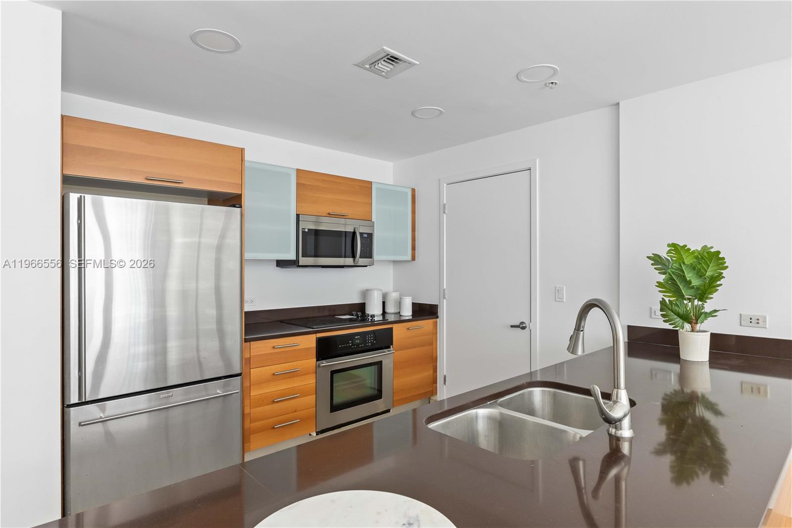 FOUR MIDTOWN MIAMI CONDO - Residential