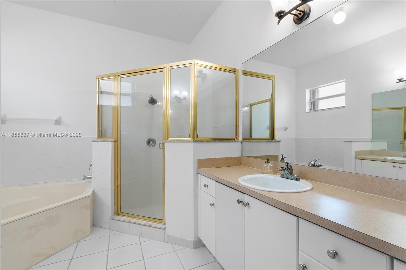 DUNWOODIE AT KEYS GATE - Residential
