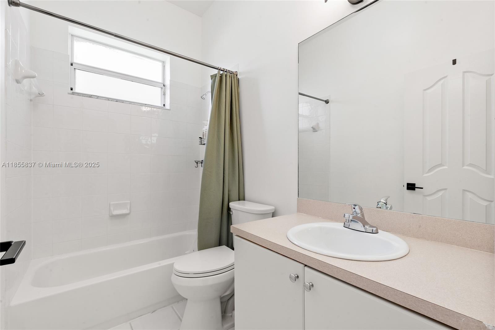 DUNWOODIE AT KEYS GATE - Residential