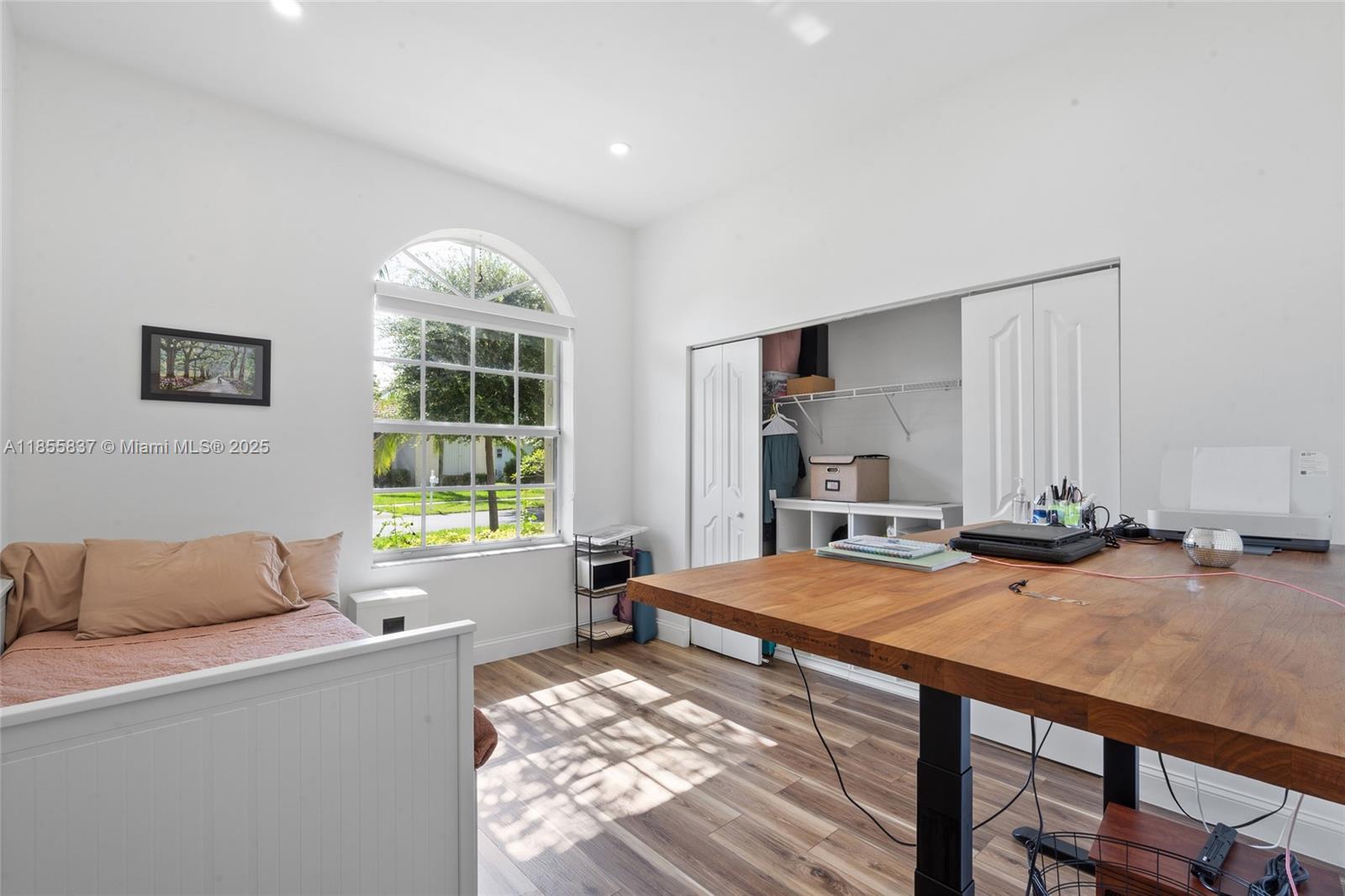 DUNWOODIE AT KEYS GATE - Residential