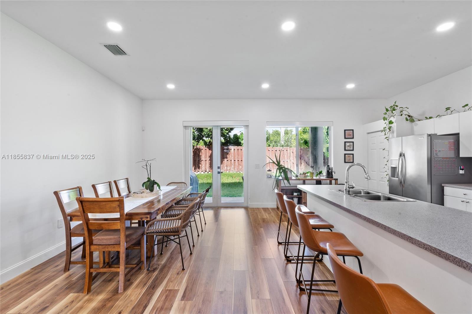 DUNWOODIE AT KEYS GATE - Residential