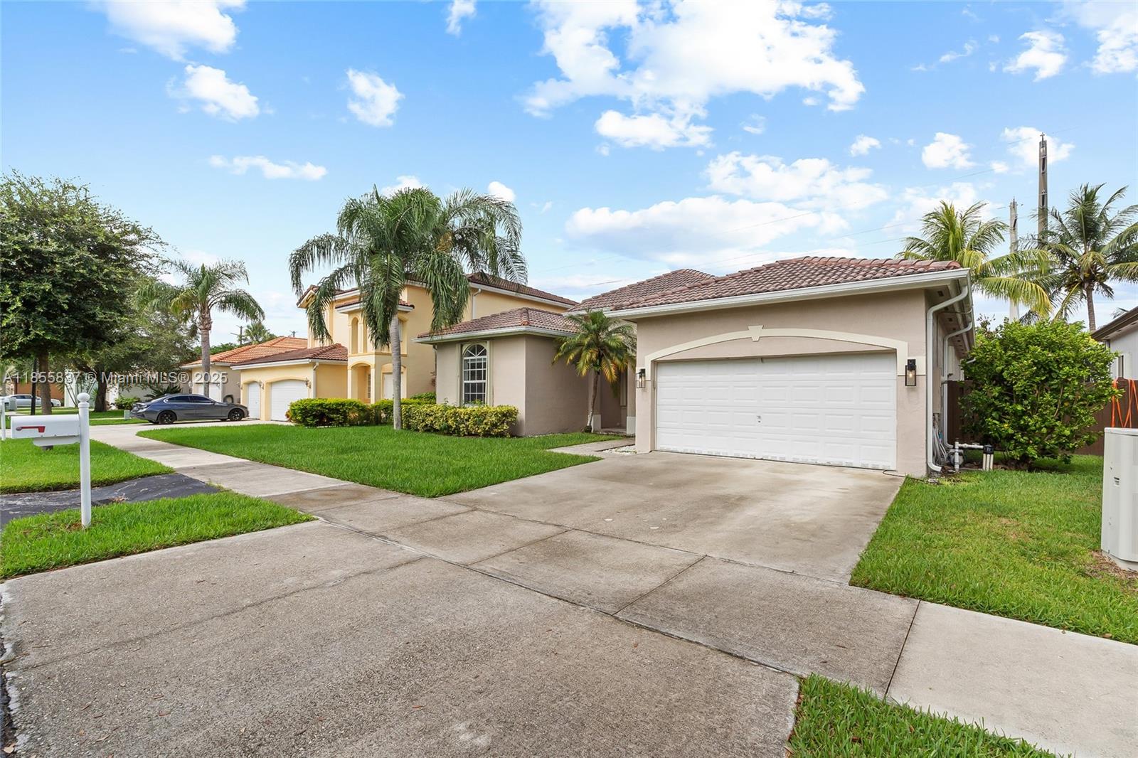 DUNWOODIE AT KEYS GATE - Residential