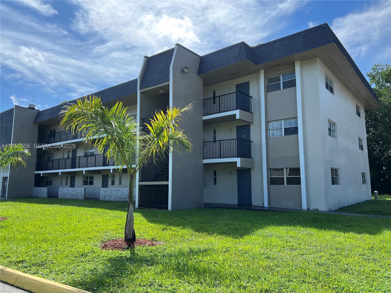 VERSAILLES GARDENS CONDO - Residential