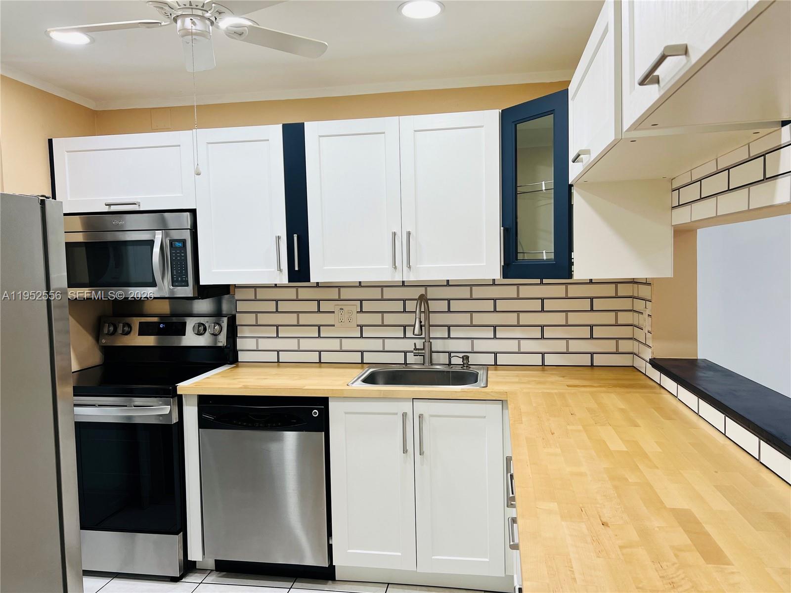 VERSAILLES GARDENS CONDO - Residential