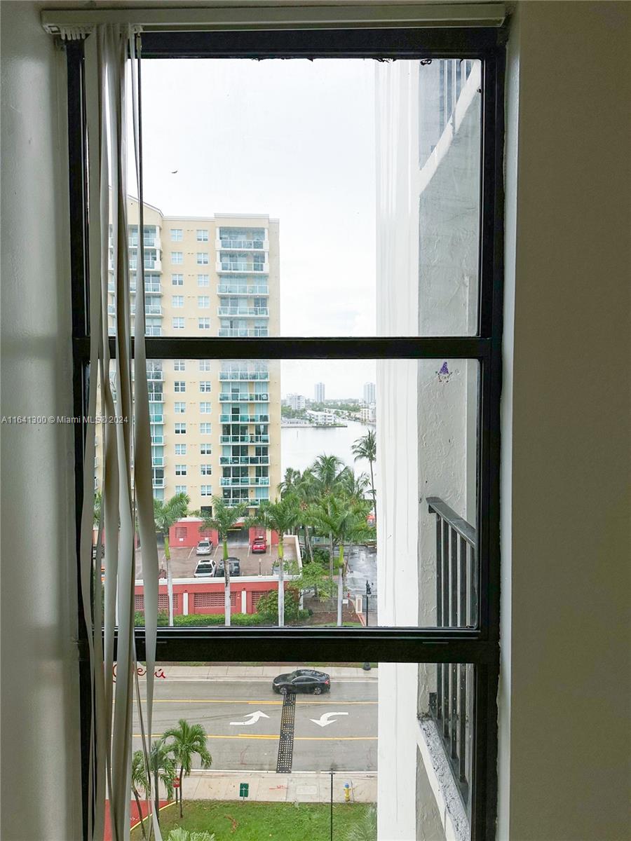 Plaza Of Americas Condo - Residential