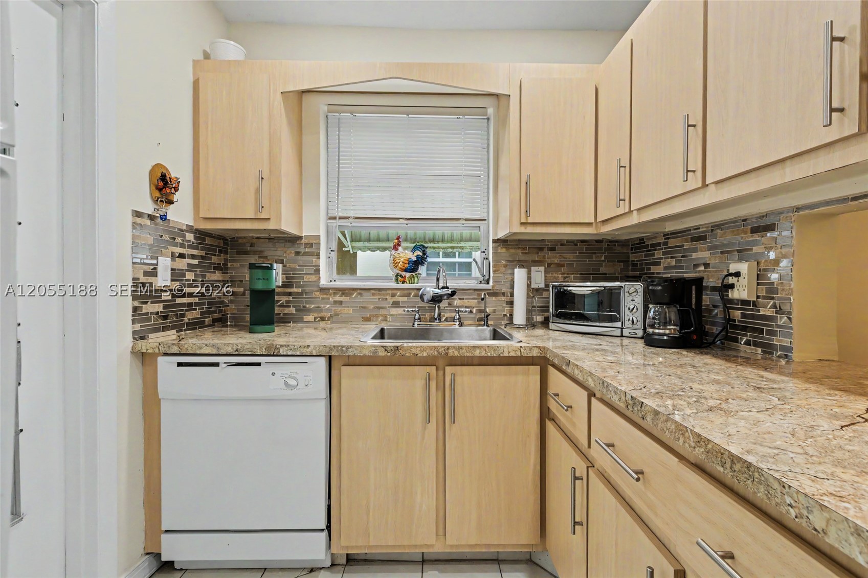 CRYSTAL COURT MANOR NO 9 - Residential