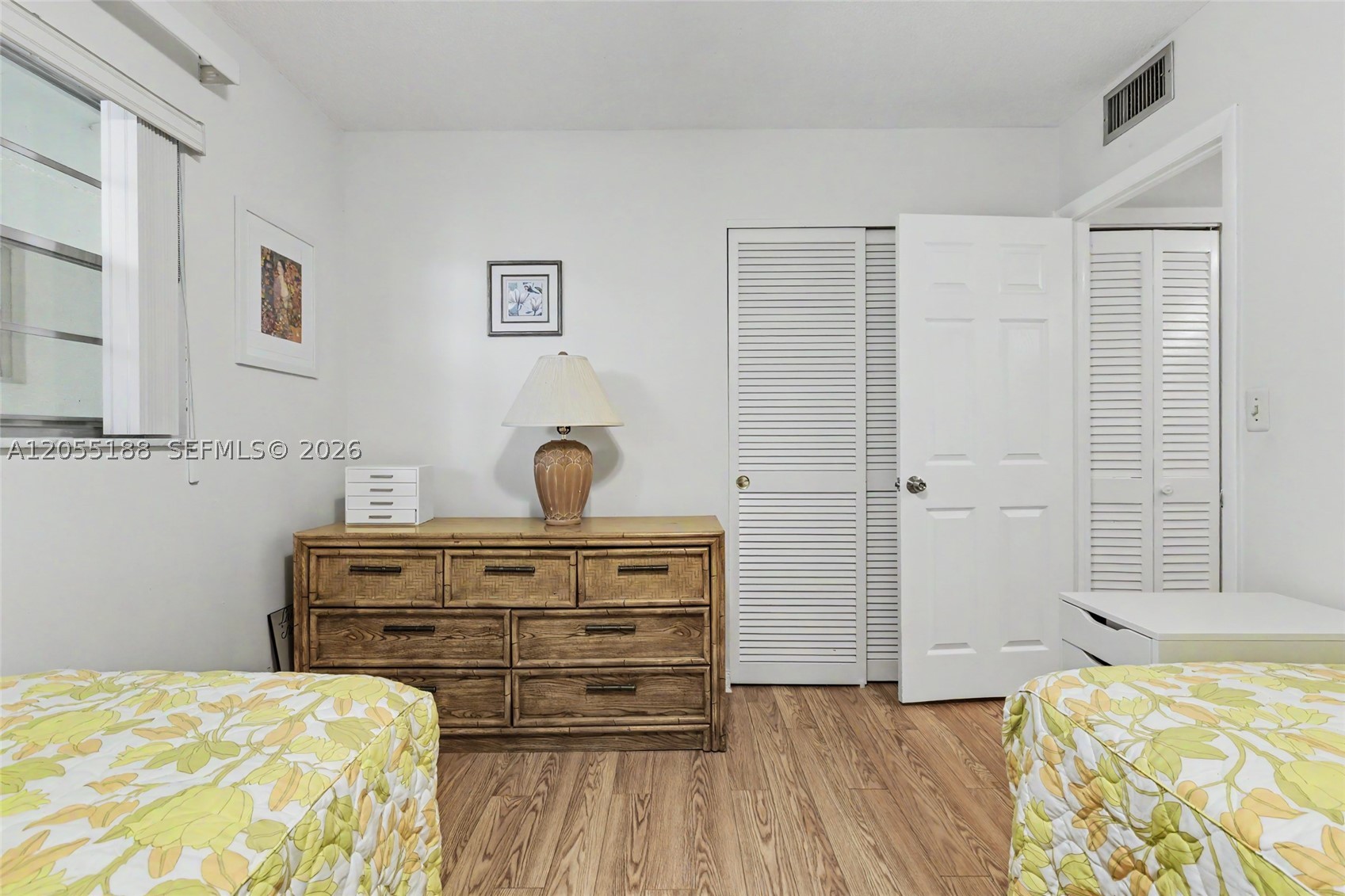CRYSTAL COURT MANOR NO 9 - Residential