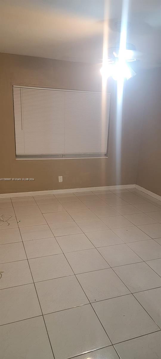 HOLLYWOOD TERRACE - Residential Lease