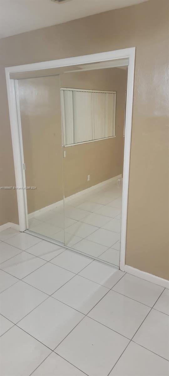 HOLLYWOOD TERRACE - Residential Lease