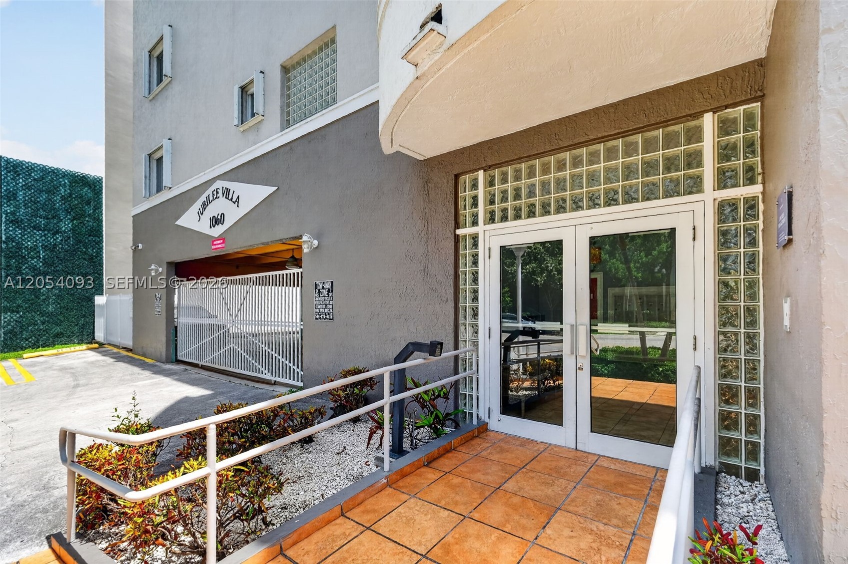 JUBILEE VILLAS CONDO - Residential