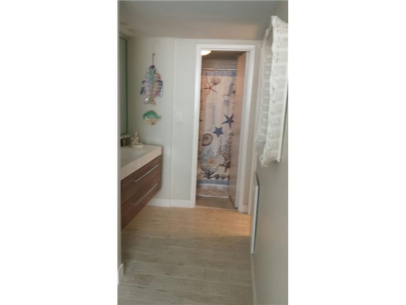 ARLEN BEACH CONDO - Residential Lease