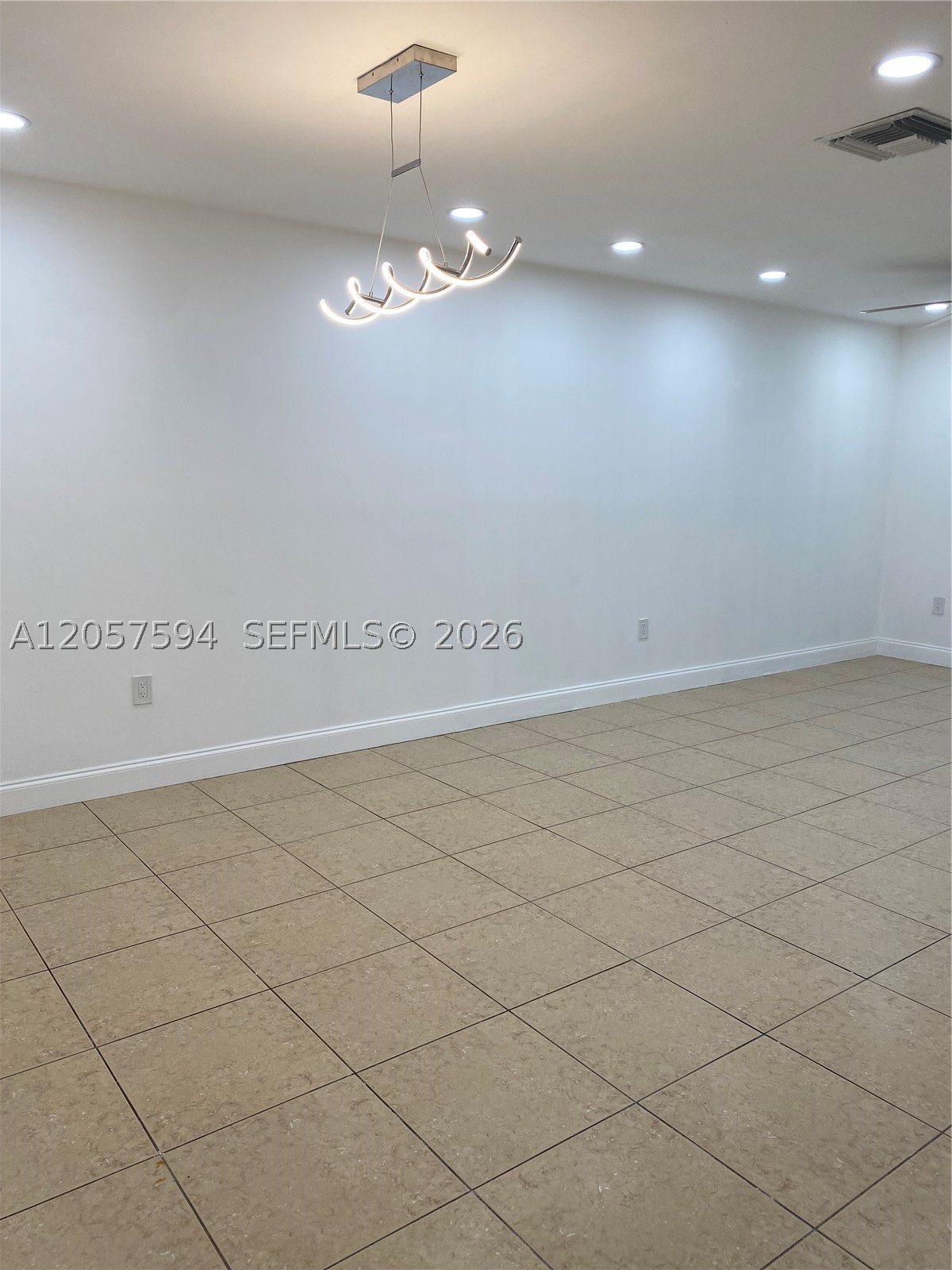 PEMBROKE POINTE SECTION T - Residential