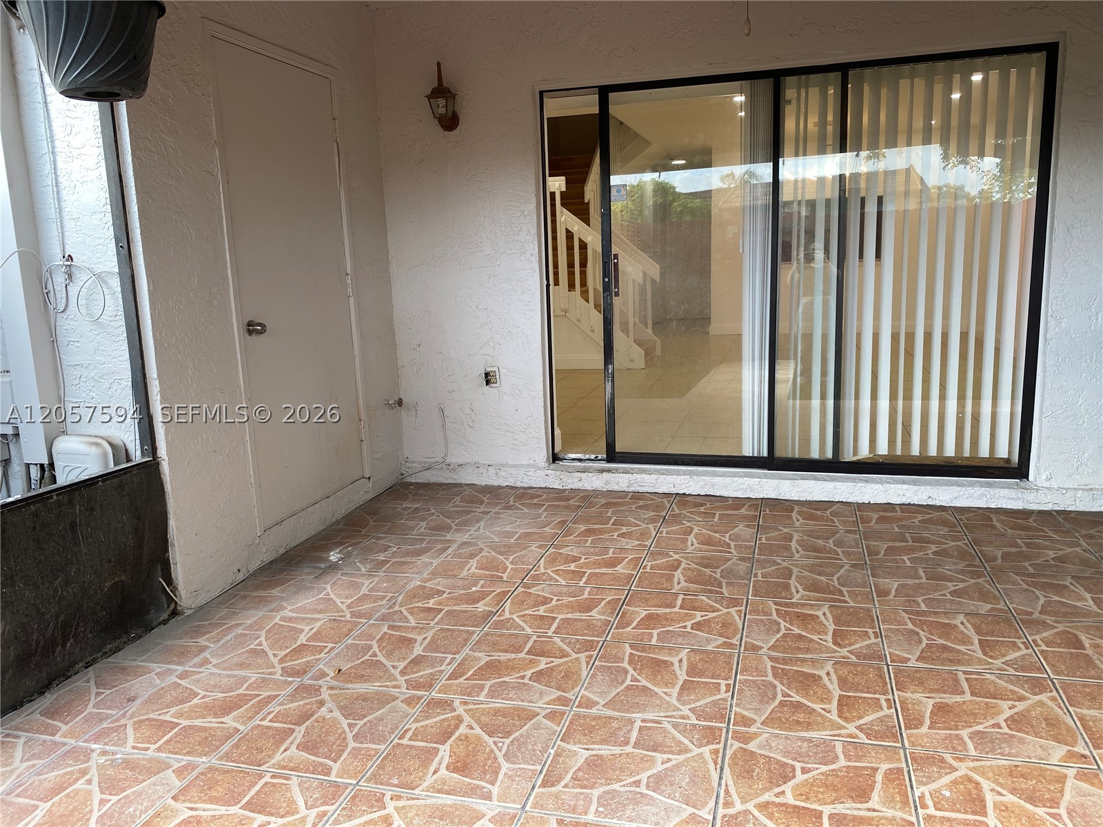 PEMBROKE POINTE SECTION T - Residential