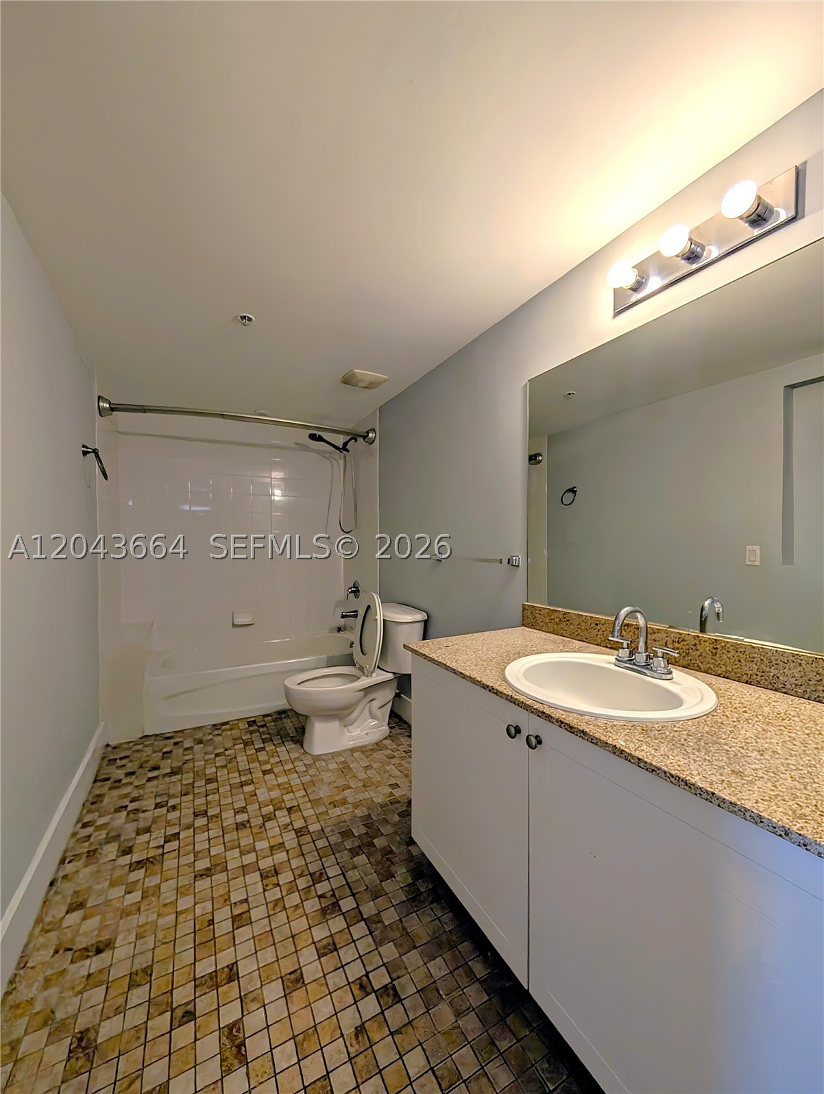 DOUGLAS PLACE CONDO - Residential Lease