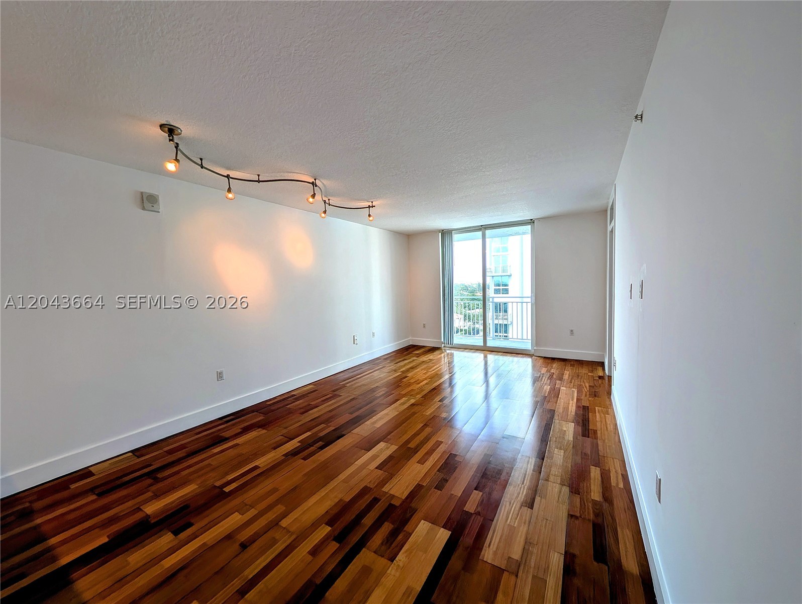 DOUGLAS PLACE CONDO - Residential Lease
