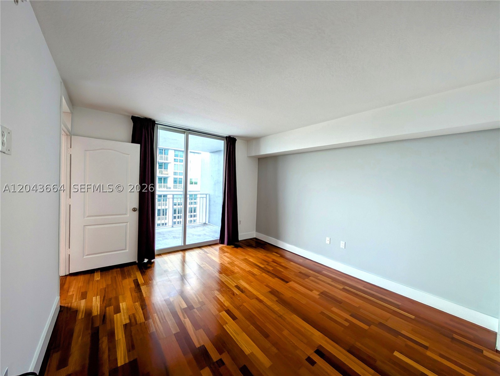 DOUGLAS PLACE CONDO - Residential Lease