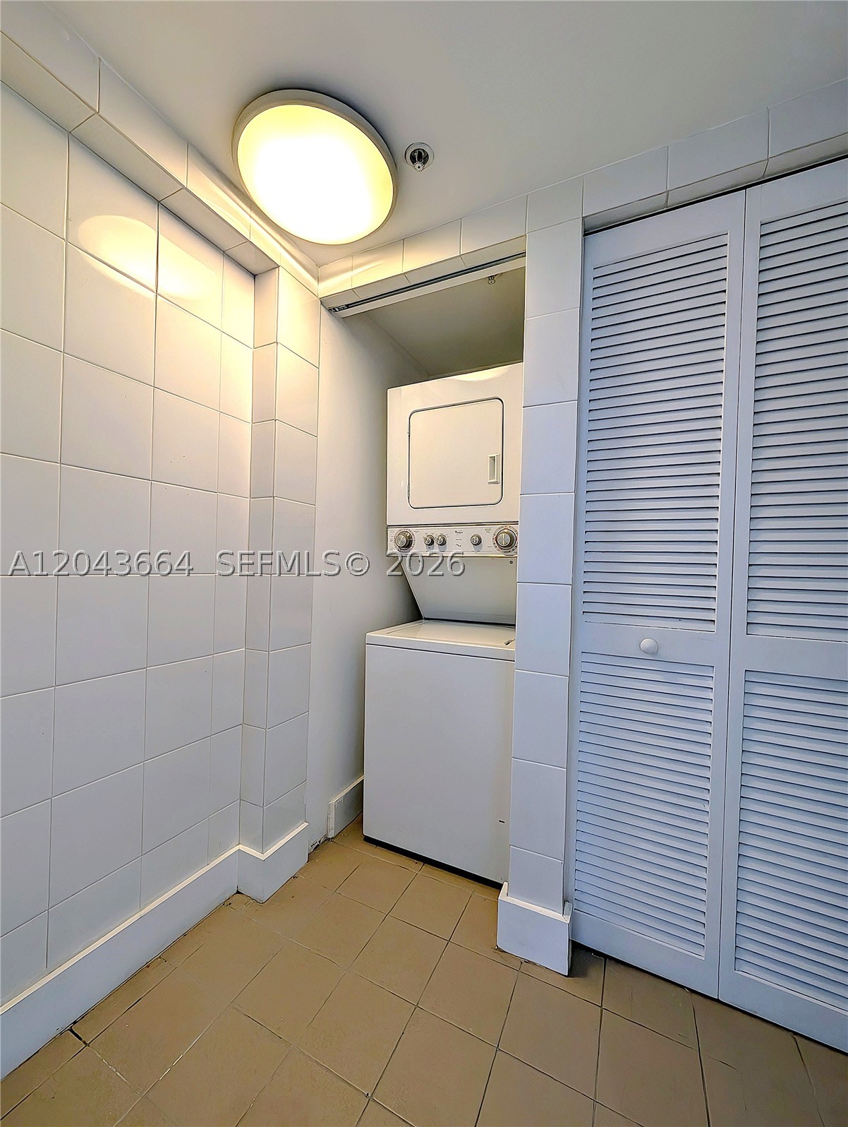 DOUGLAS PLACE CONDO - Residential Lease