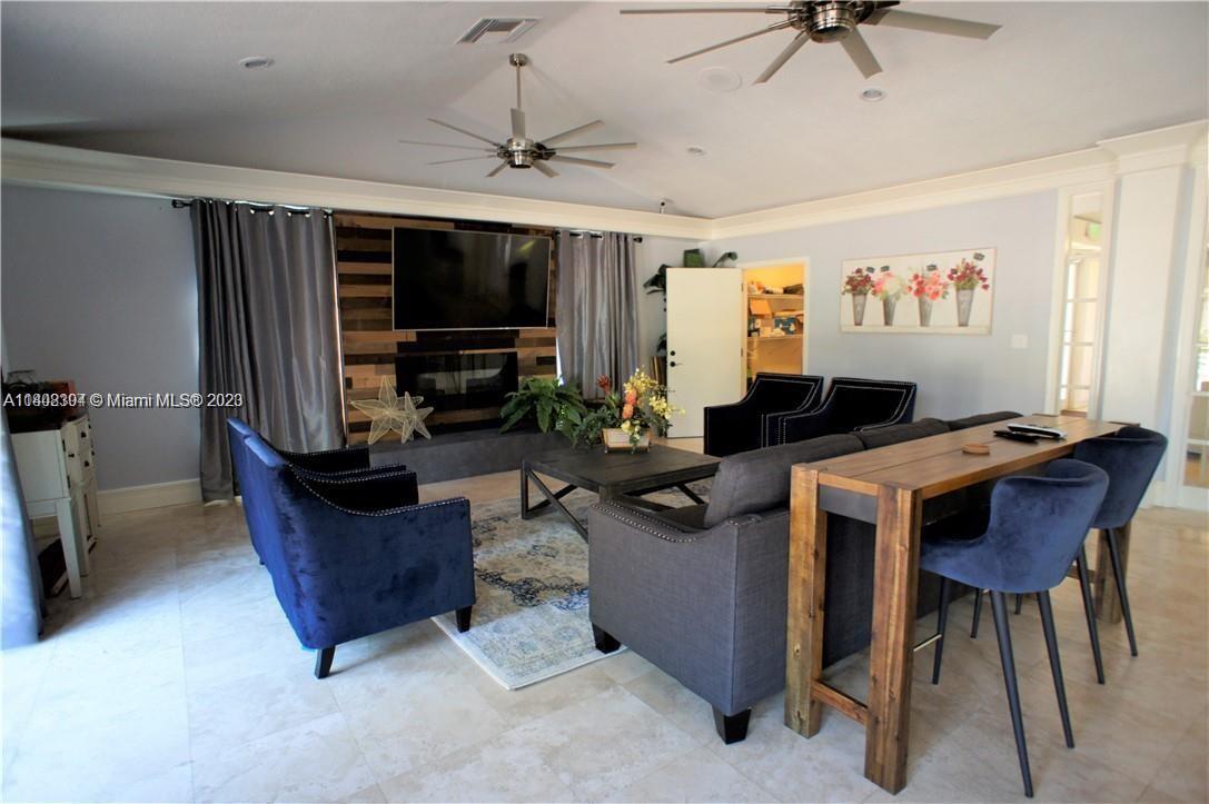 EDGEWATER CONDO - Residential Lease