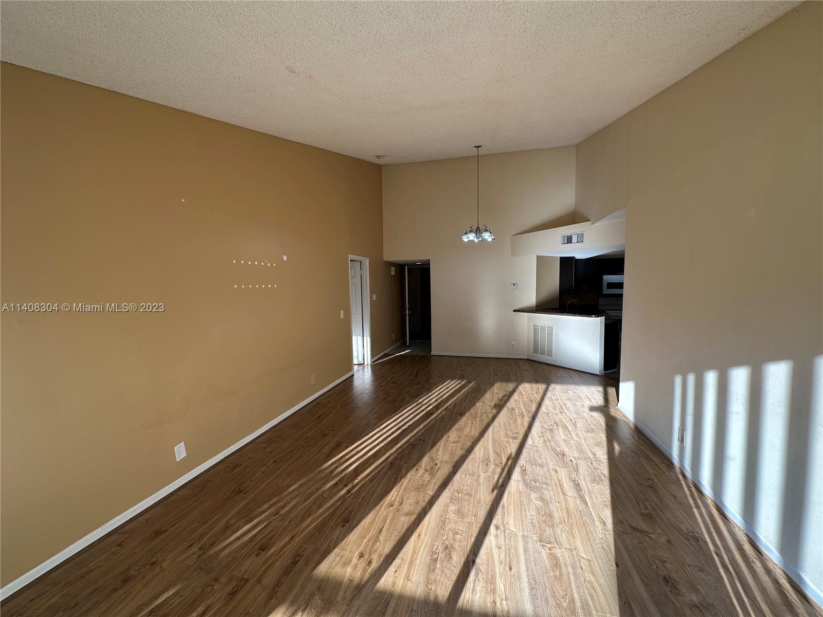 EDGEWATER CONDO - Residential Lease