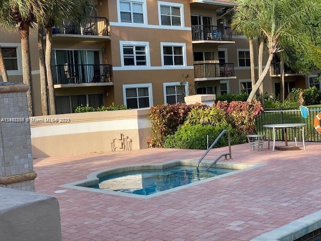 EDGEWATER CONDO - Residential Lease