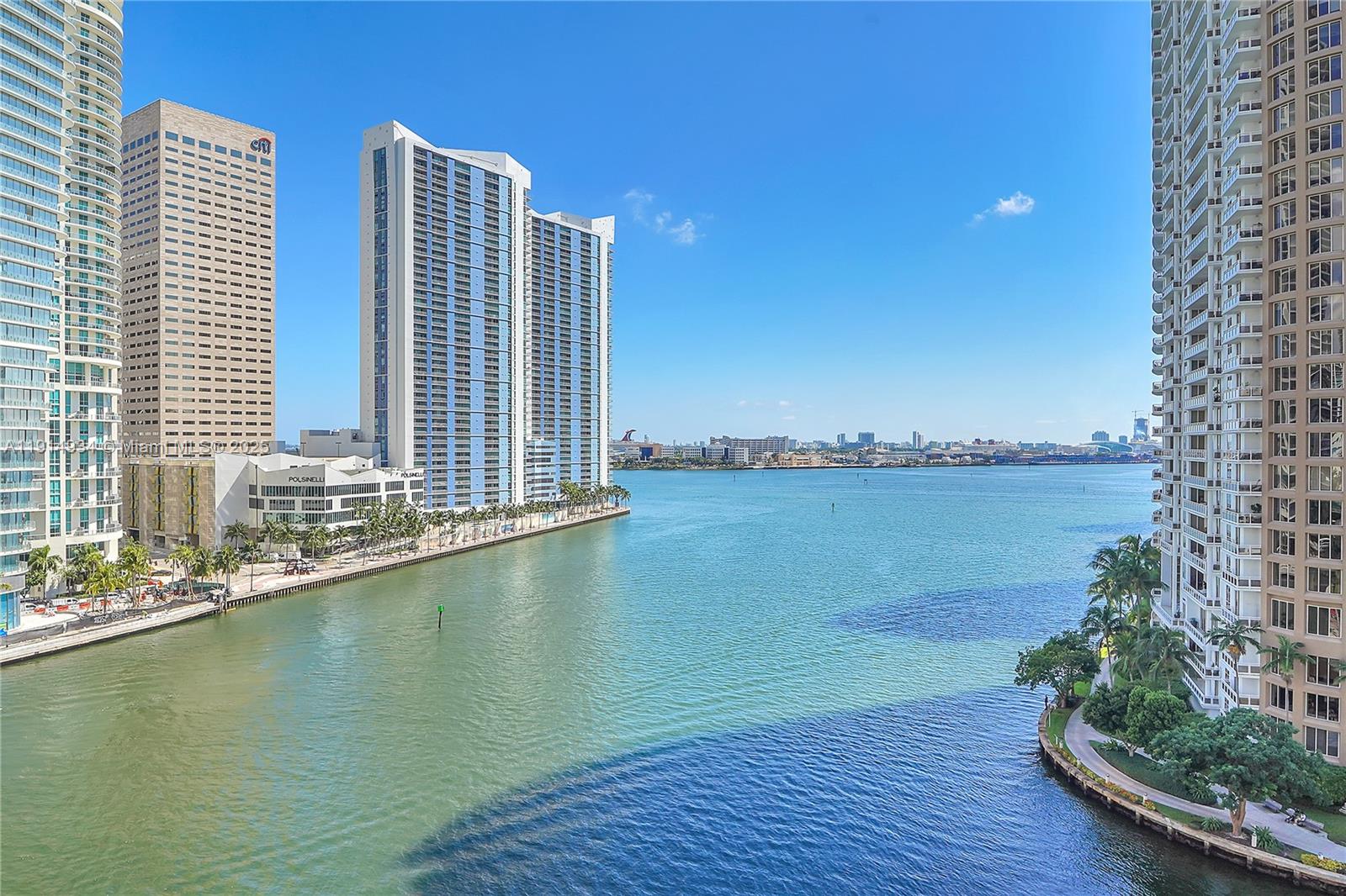 ICONBRICKELL CONDO NO 1 - Residential