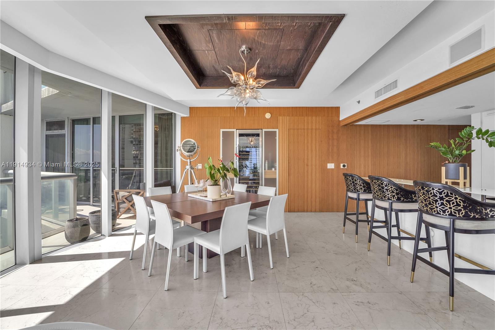 ICONBRICKELL CONDO NO 1 - Residential