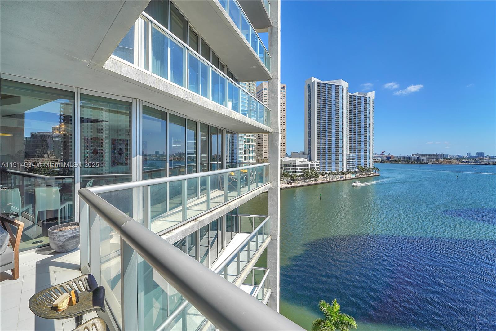 ICONBRICKELL CONDO NO 1 - Residential