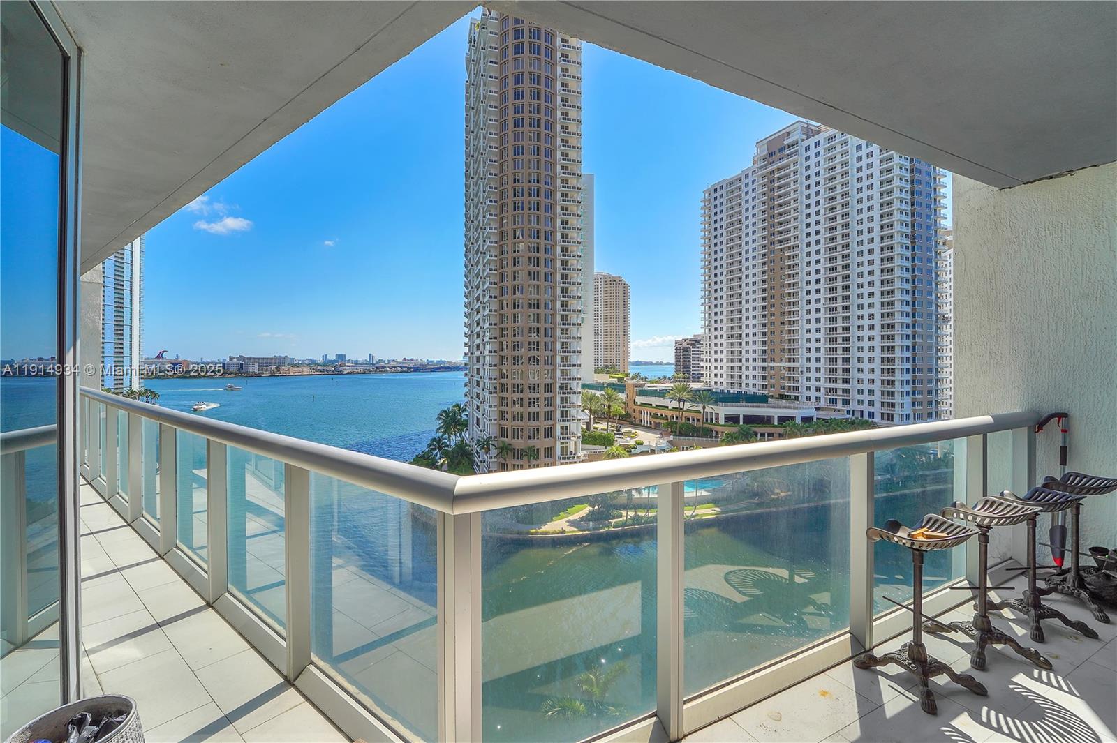 ICONBRICKELL CONDO NO 1 - Residential