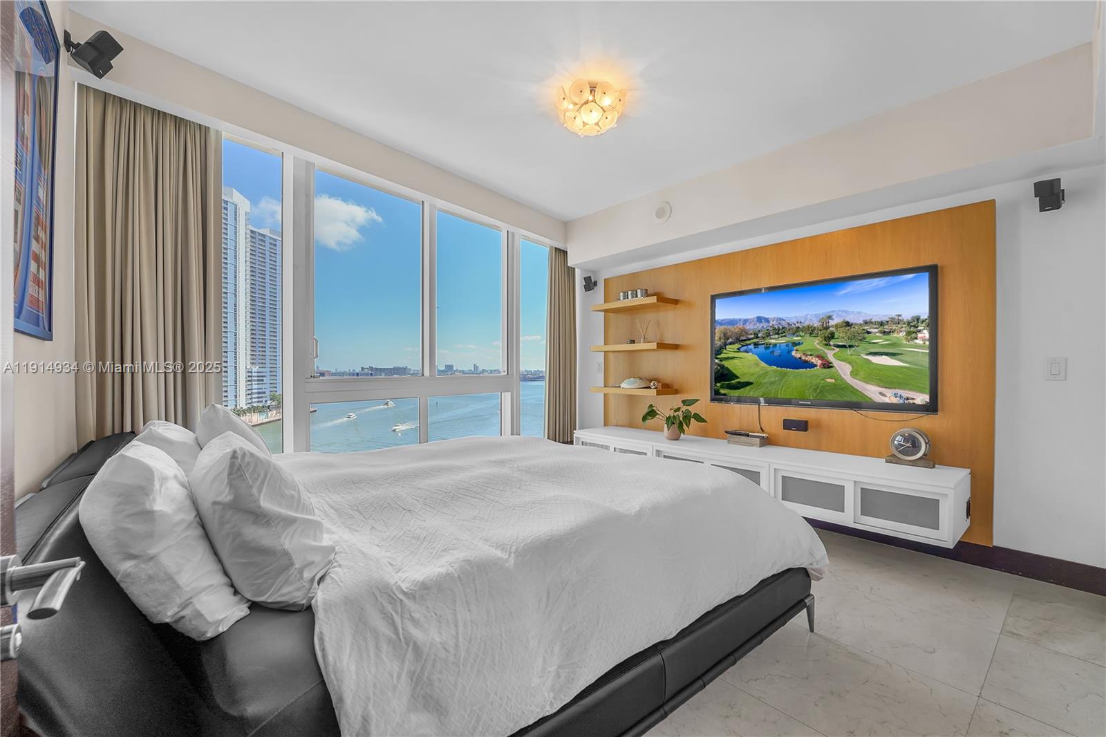 ICONBRICKELL CONDO NO 1 - Residential